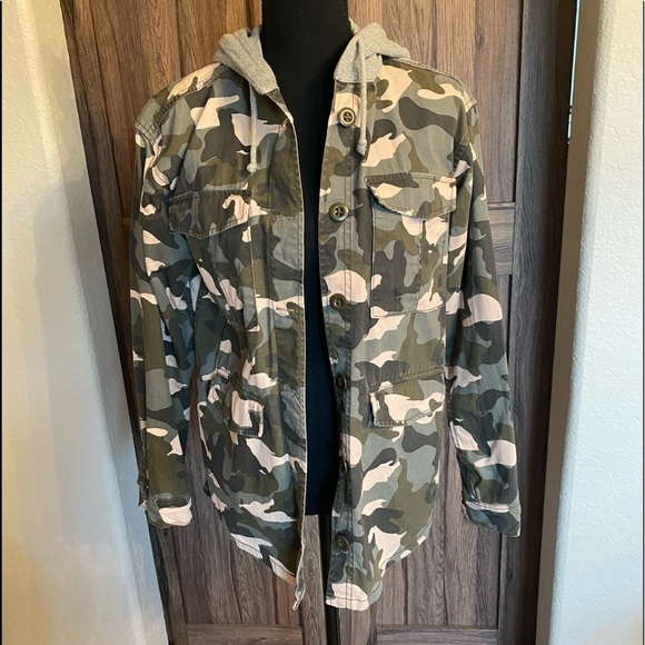 H&M CAMO JACKET HOODIE - Picture 12 of 12